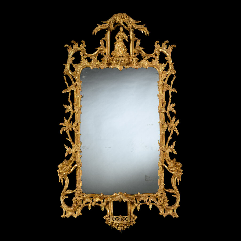 A fine George III period Chinese Chippendale gilt-wood mirror